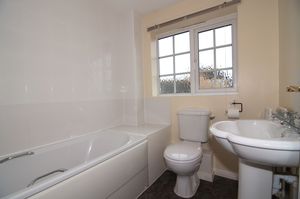 Main Bathroom- click for photo gallery